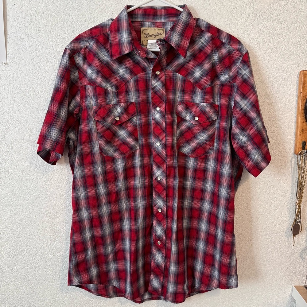 Wrangler Men's Red Plaid Shirt